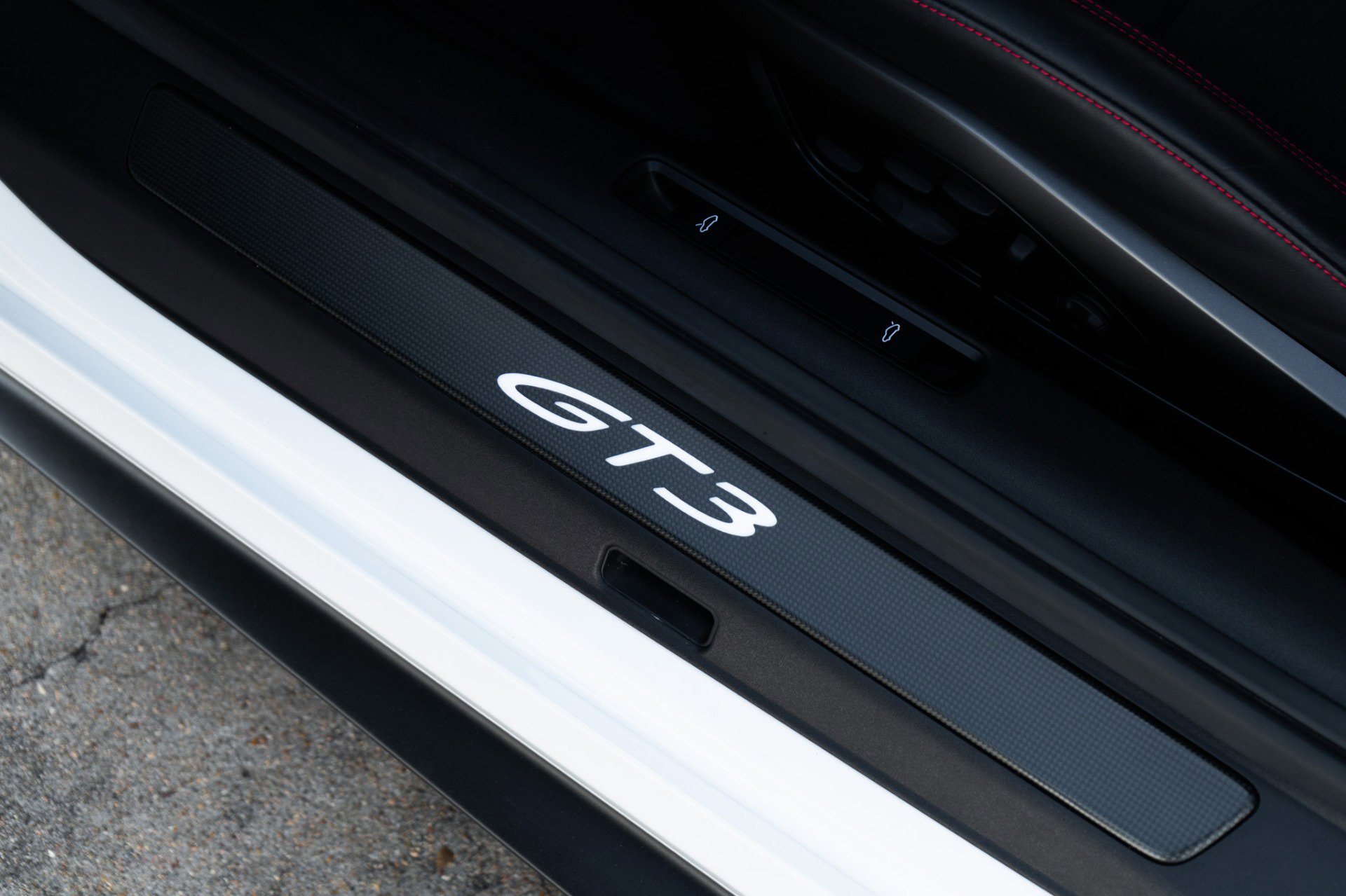 Used 2024 Porsche 911 GT3 image 28