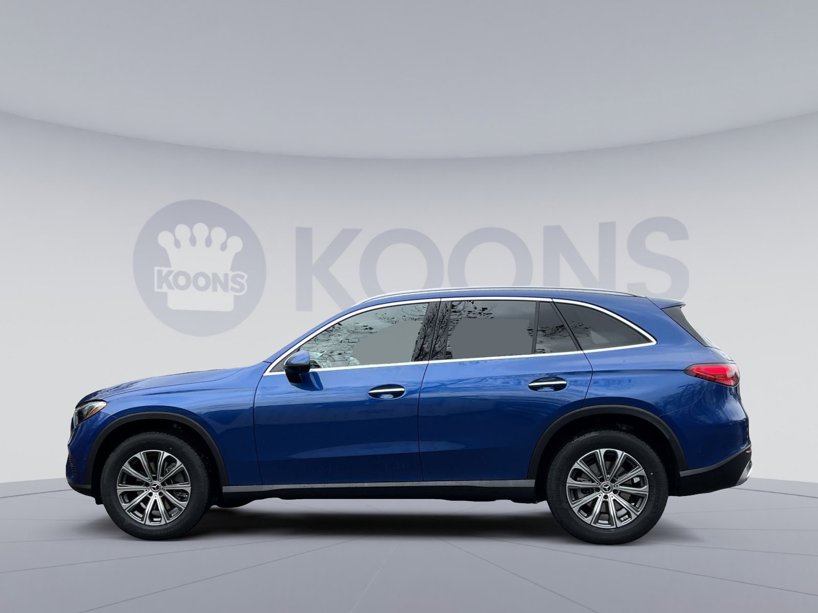 New 2026 Mercedes-Benz GLC 300 4MATIC image 2