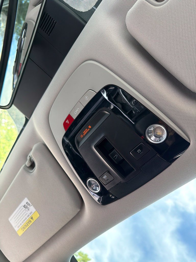 Used 2022 Kia Sorento S w/ Panoramic Sunroof Package AWD/4WD image 31