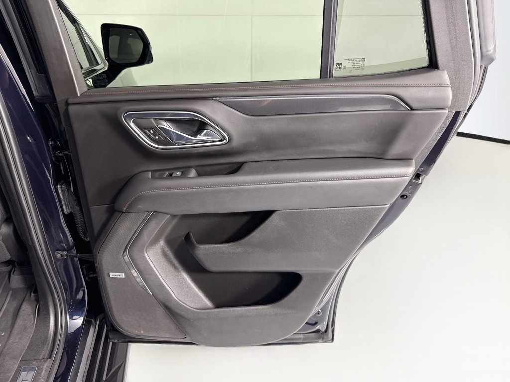 Used 2023 Chevrolet Tahoe RST w/ Luxury Package RWD image 27