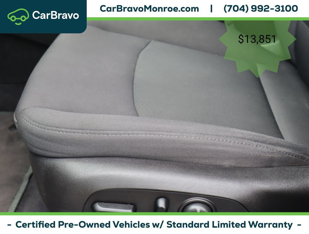 Certified 2017 Chevrolet Malibu LT FWD image 13