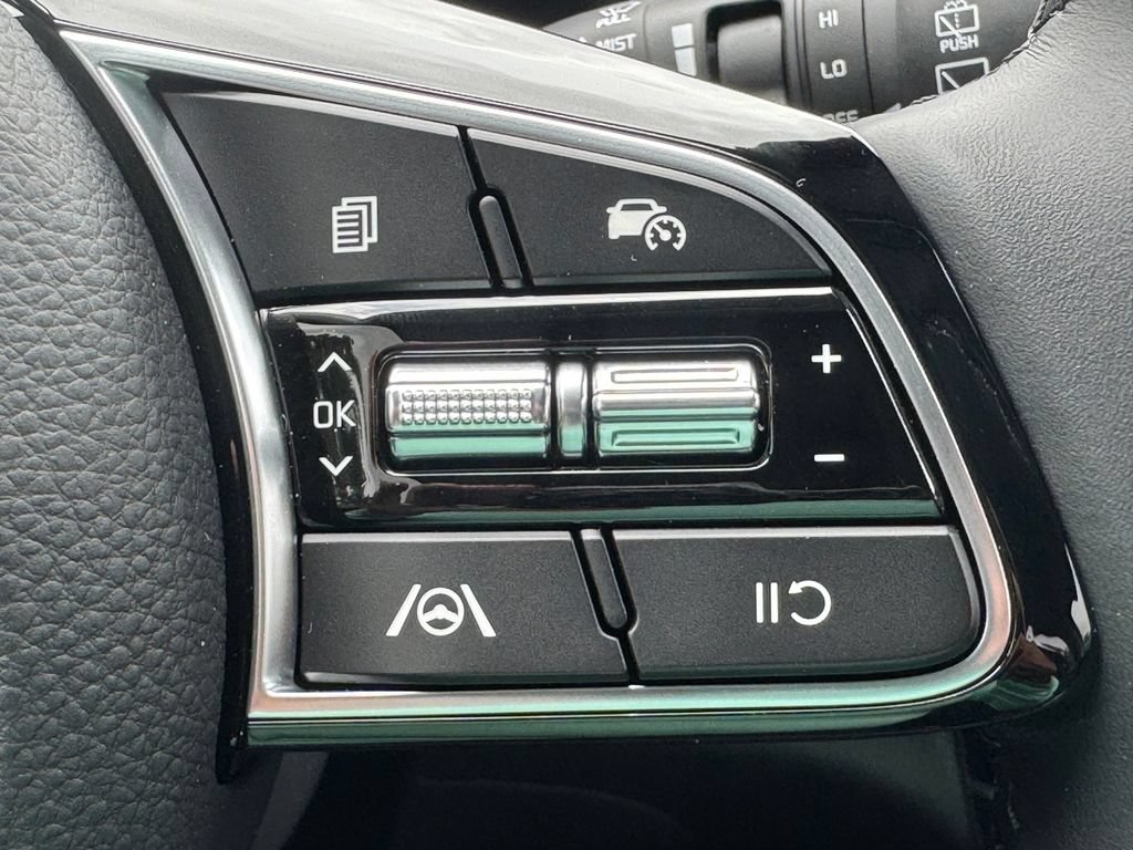 New 2026 Kia Seltos EX FWD image 19