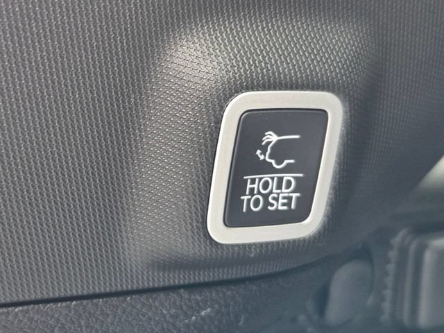 New 2026 Jeep Grand Cherokee Altitude RWD image 30