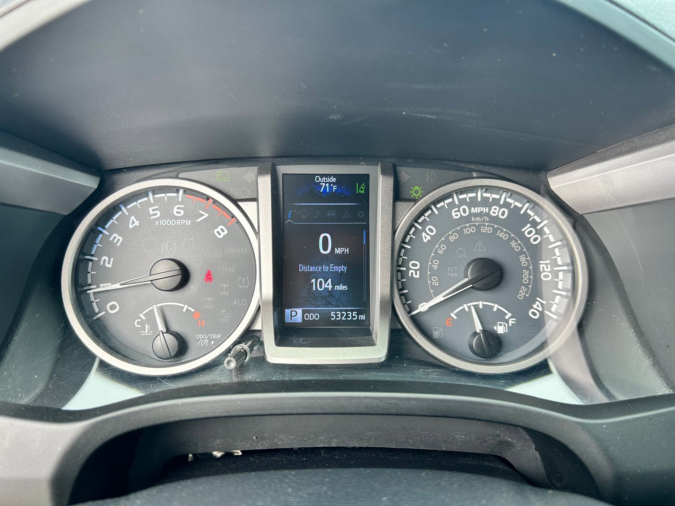 Used 2019 Toyota Tacoma Limited image 15