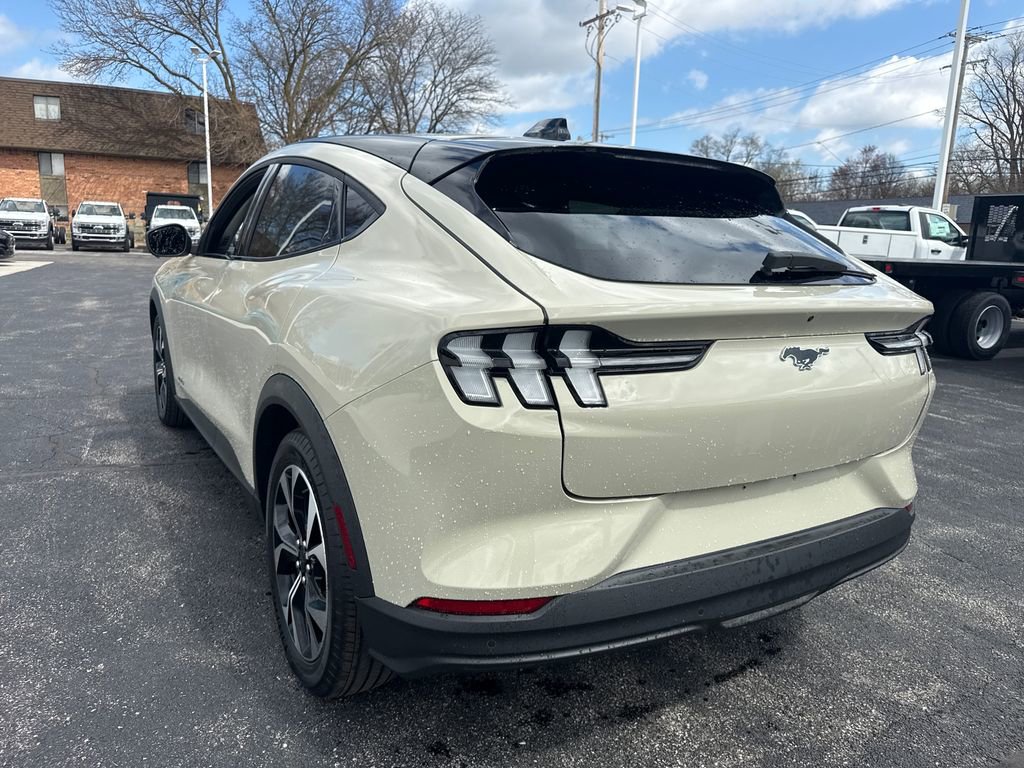 Used 2025 Ford Mustang Mach-E Select AWD/4WD image 10