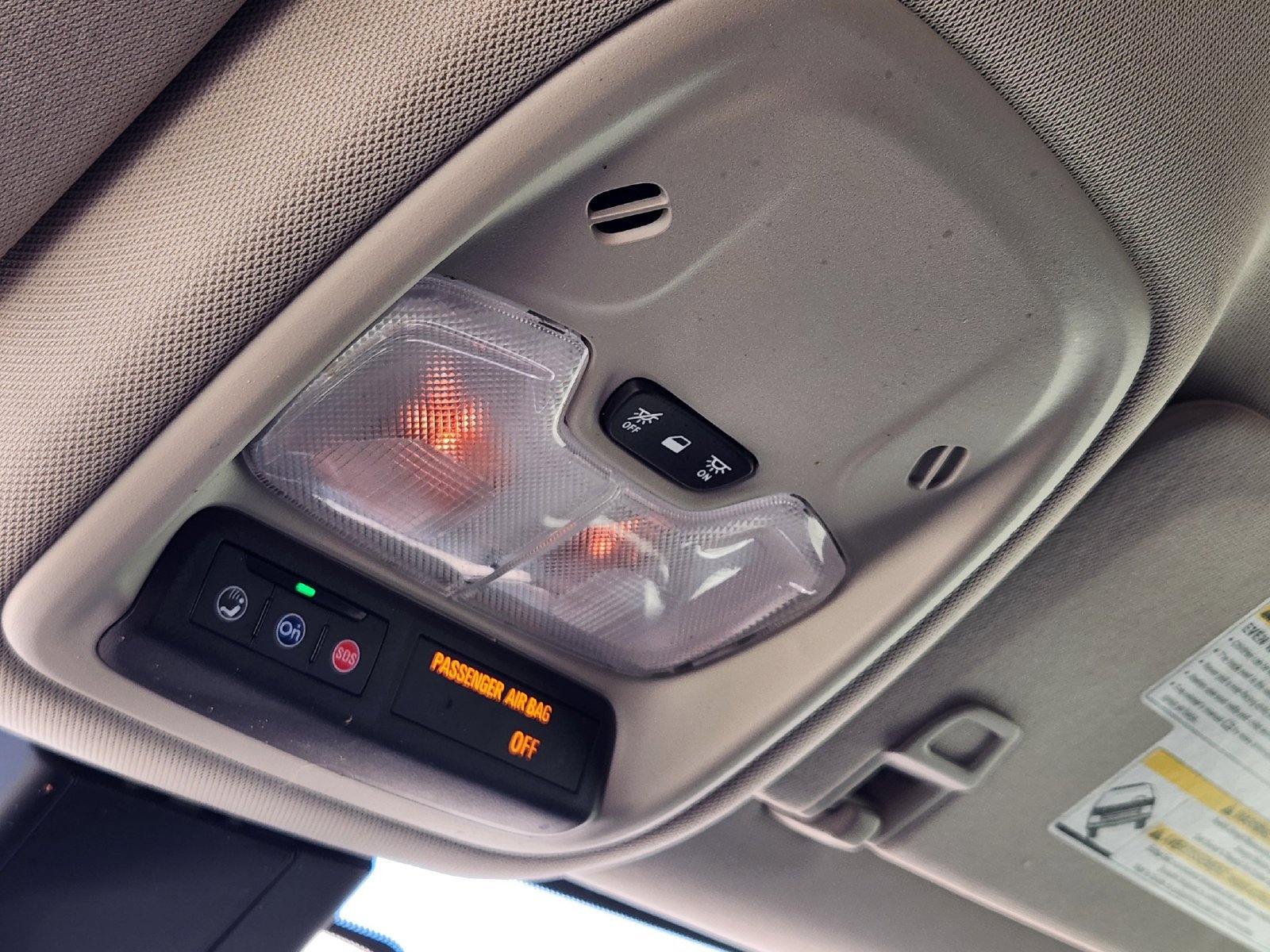 Used 2021 Buick Encore GX Preferred w/ Cold Weather Comfort Package FWD image 31