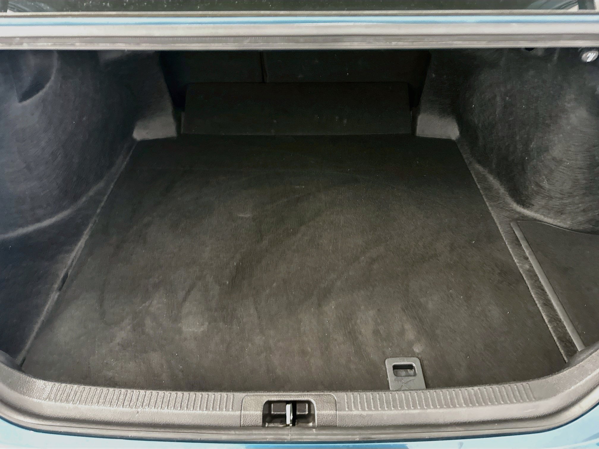 Used 2025 Toyota Camry SE FWD image 29