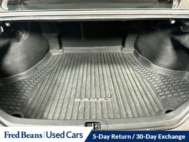 Used 2019 Toyota Camry LE FWD image 33