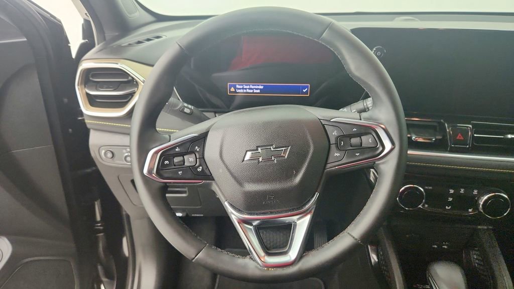 Certified 2025 Chevrolet TrailBlazer ACTIV w/ Convenience Package FWD image 18