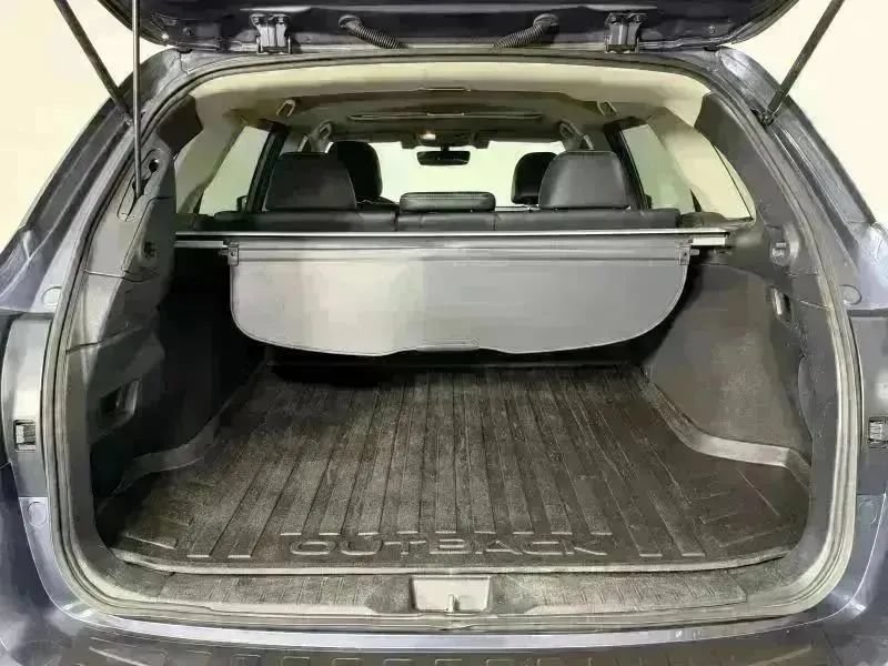 Used 2017 Subaru Outback 2.5i Limited AWD/4WD image 17