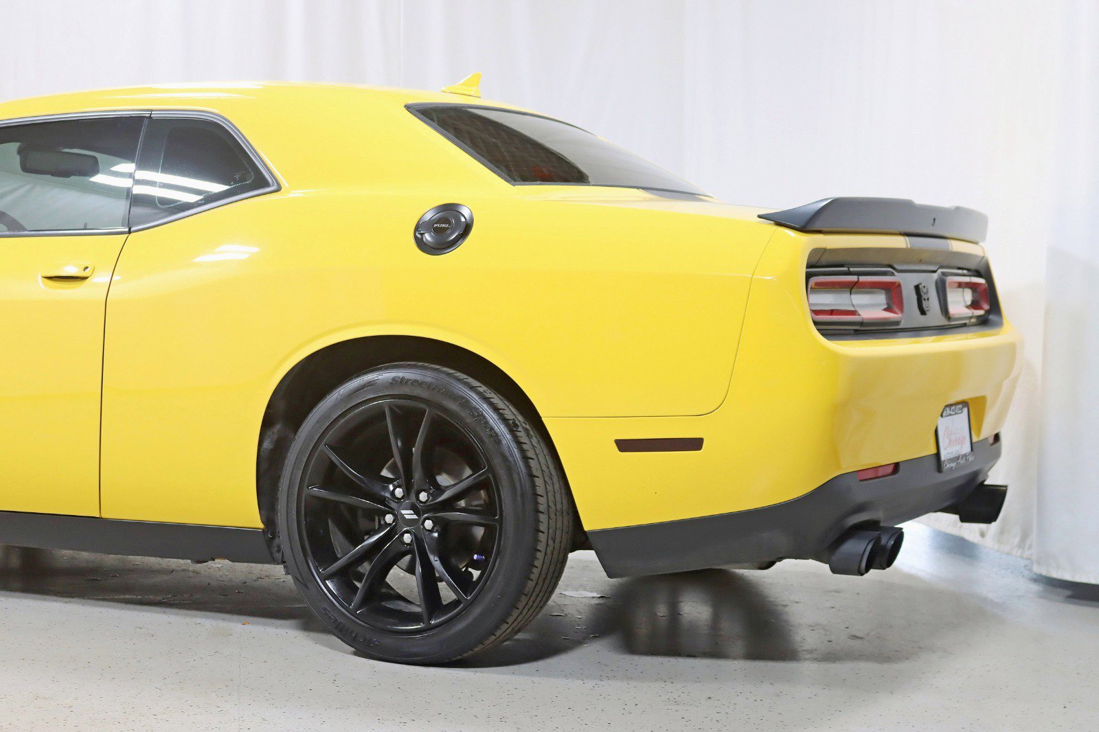 Used 2018 Dodge Challenger SXT Plus image 10