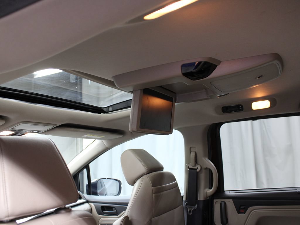 Used 2018 Honda Odyssey Touring image 18