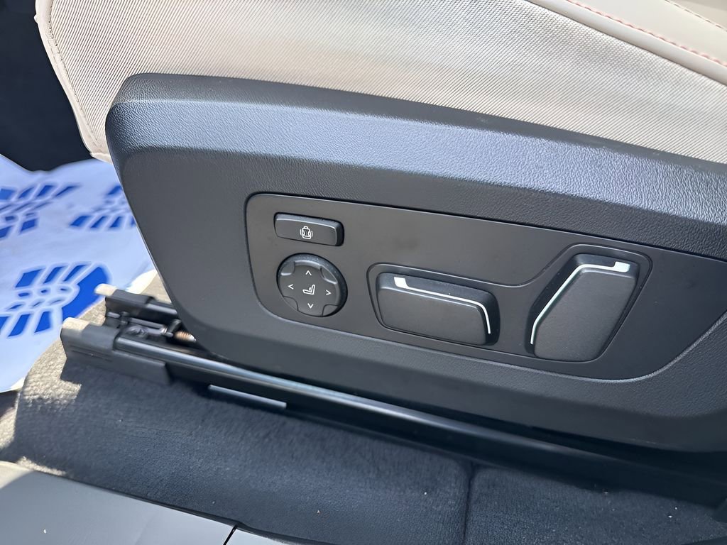 Used 2025 BMW X3 xDrive30i w/ Convenience Package image 25