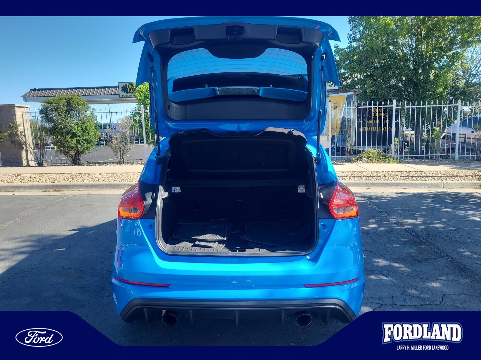 Used 2017 Ford Focus RS AWD/4WD image 32