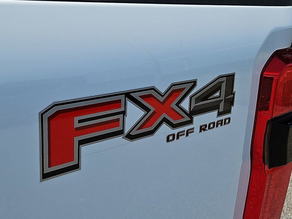 Used 2024 Ford F250 XLT w/ XLT Premium Package AWD/4WD image 34