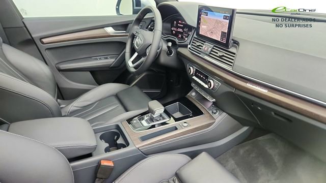 Used 2025 Audi Q5 2.0T Premium Plus w/ Premium Plus Package AWD/4WD image 23