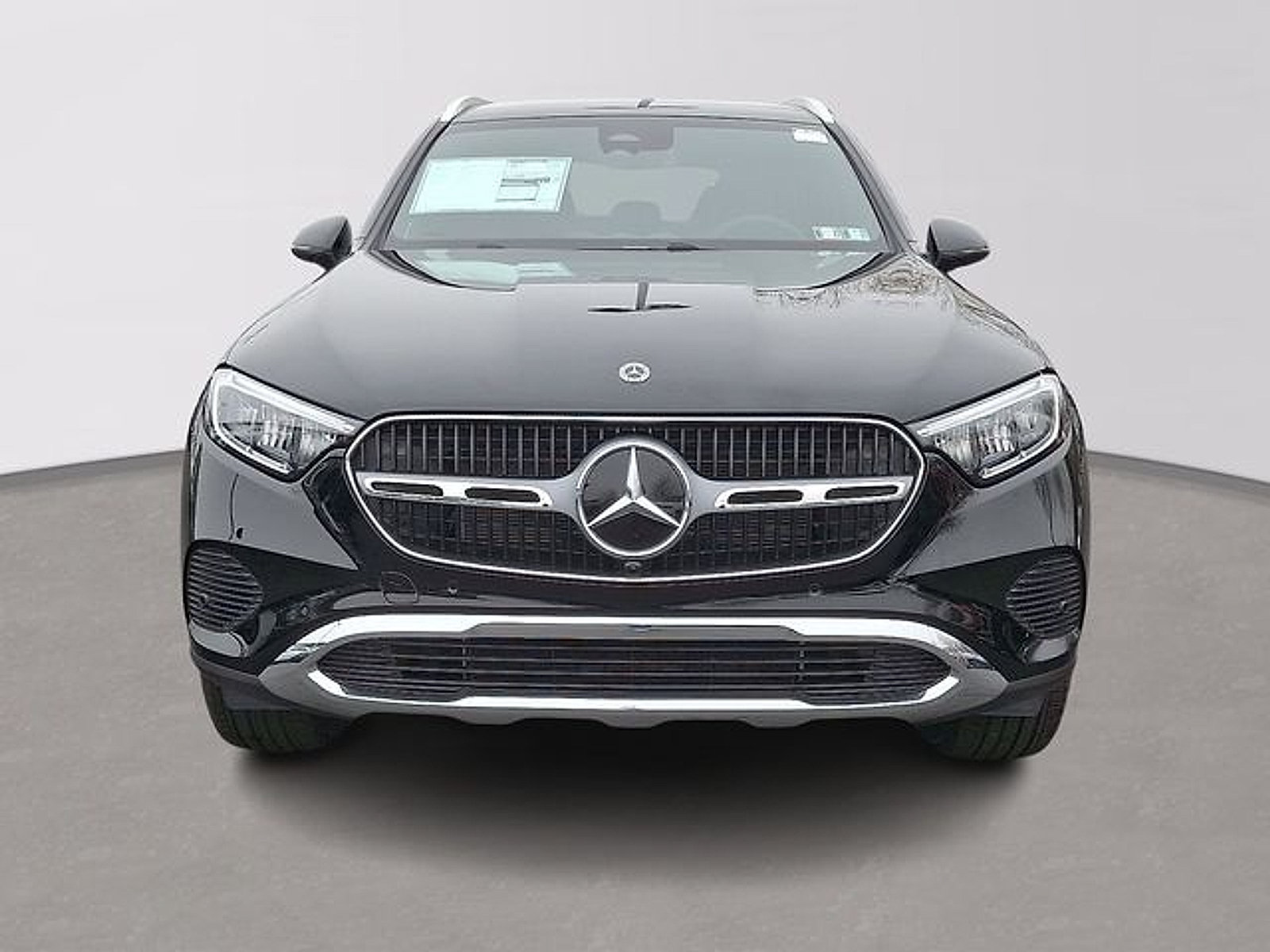 Certified 2026 Mercedes-Benz GLC 300 4MATIC image 2