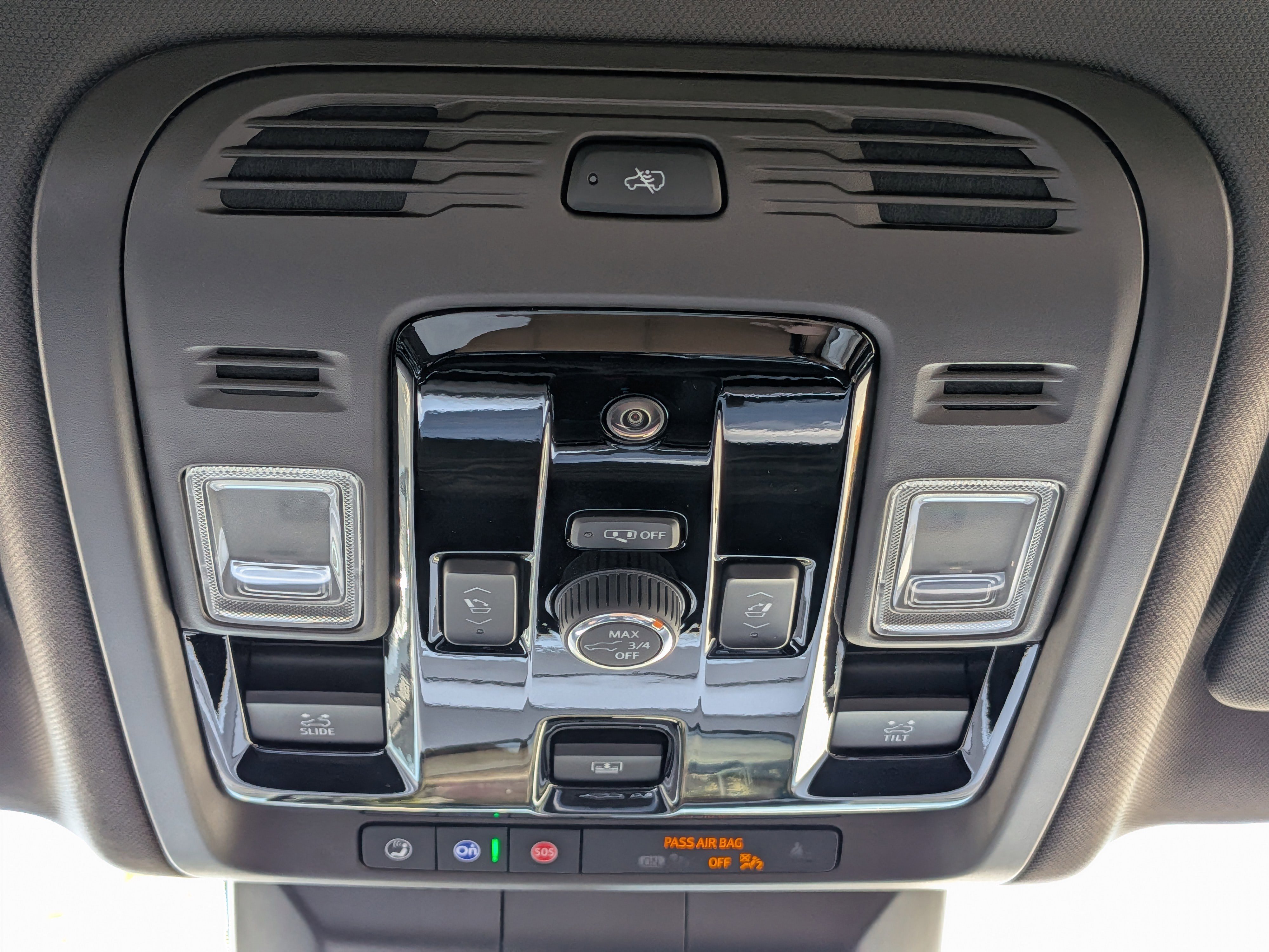 Certified 2025 Cadillac Escalade Premium Luxury w/ LPO, Floor Liner Package RWD image 37