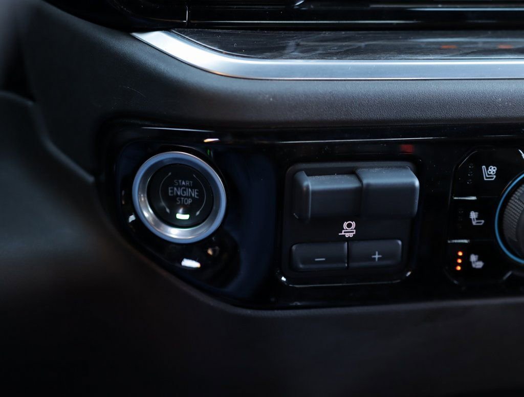 Used 2022 Chevrolet Silverado 1500 LTZ image 19