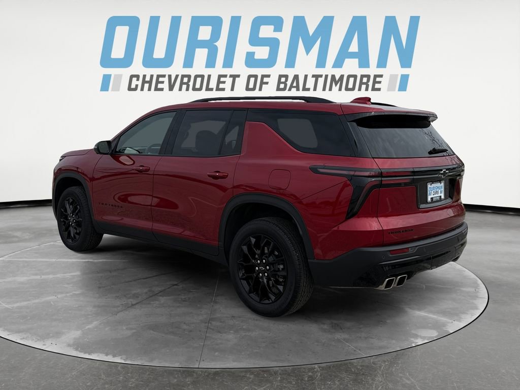 Used 2025 Chevrolet Traverse LT w/ Midnight/Sport Edition FWD image 4