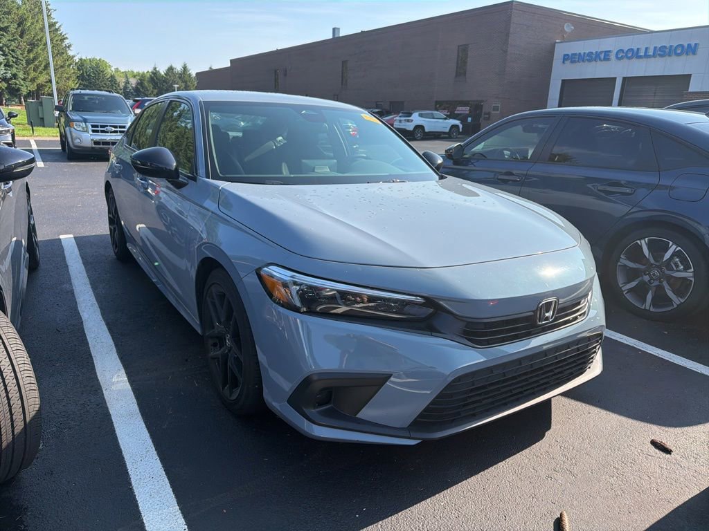 Used 2023 Honda Civic Sport image 4