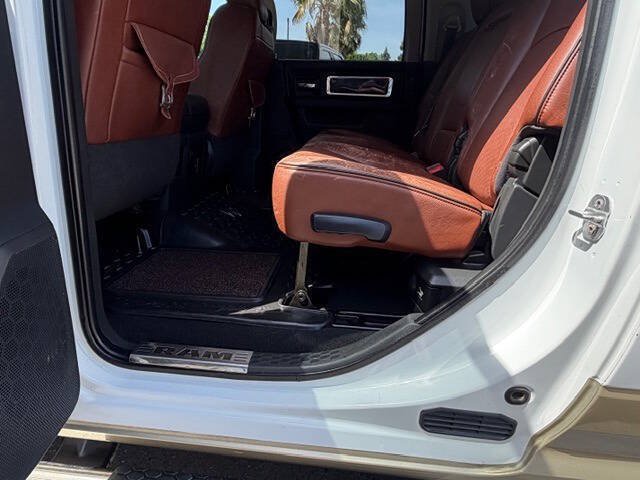 Used 2011 RAM 2500 Longhorn w/ HD Snow Plow Prep Group AWD/4WD image 29
