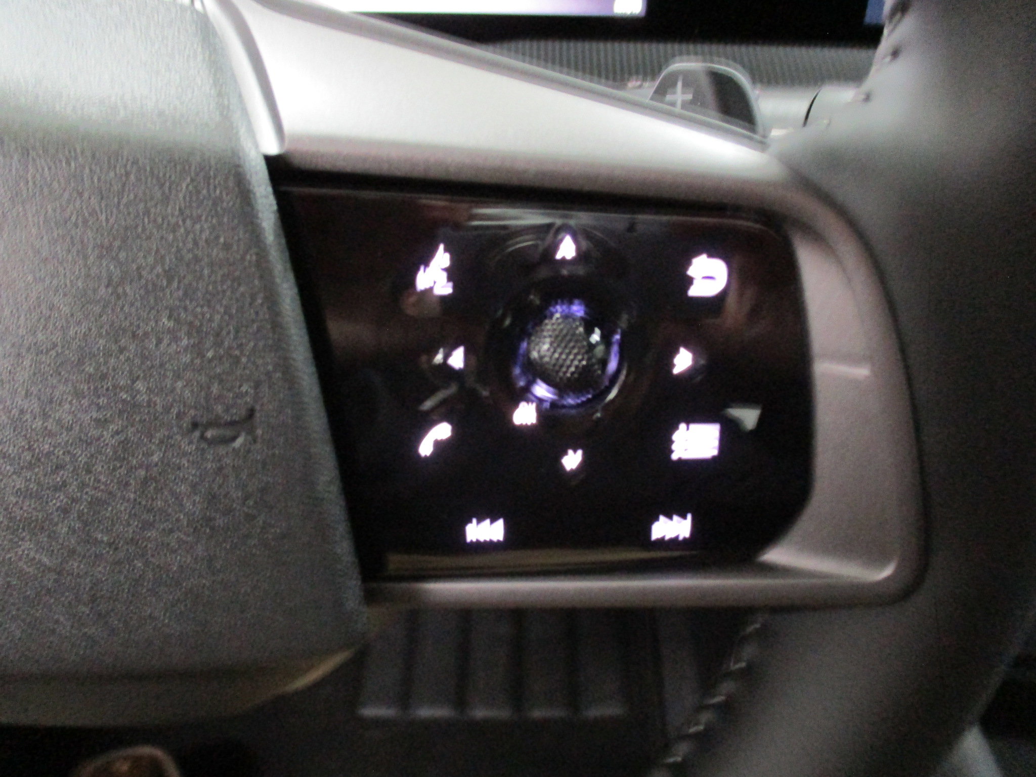 New 2025 Nissan Murano SV image 21