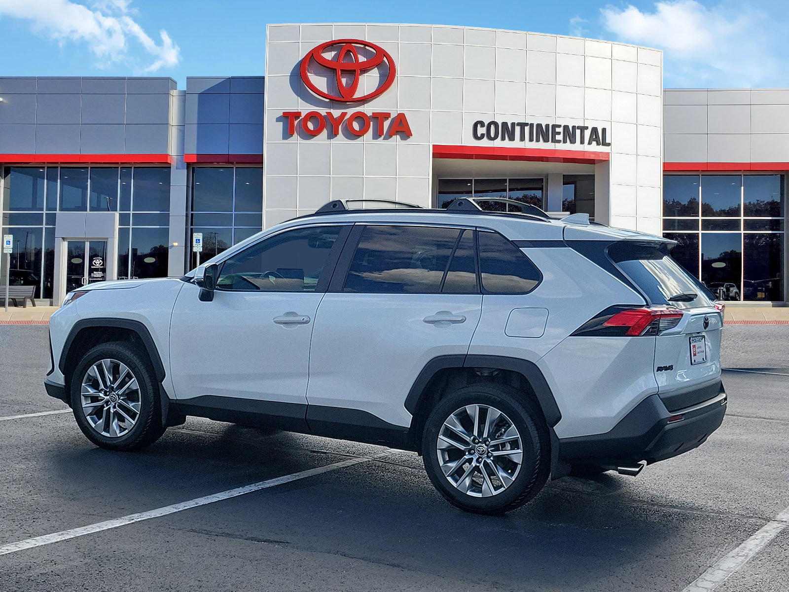 Certified 2025 Toyota RAV4 XLE Premium w/ Weather Package AWD/4WD image 4