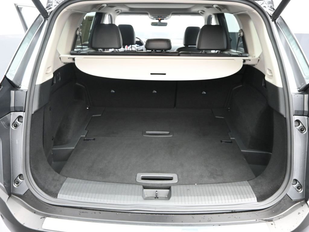 Used 2023 Nissan Rogue Platinum w/ Platinum Premium Package image 11