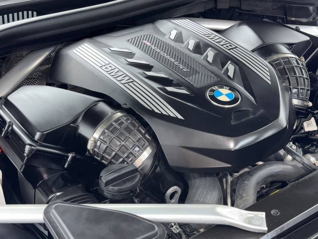 Used 2022 BMW X5 M50i w/ Dynamic Handling Package AWD/4WD image 57