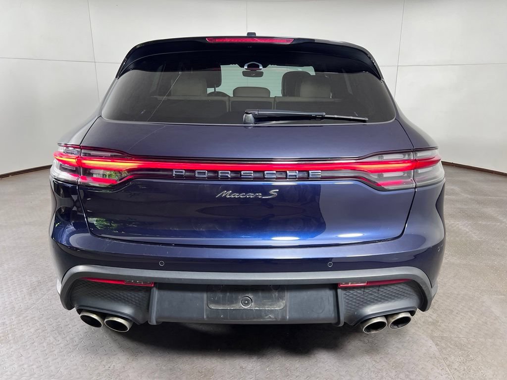 Certified 2023 Porsche Macan S AWD/4WD image 6