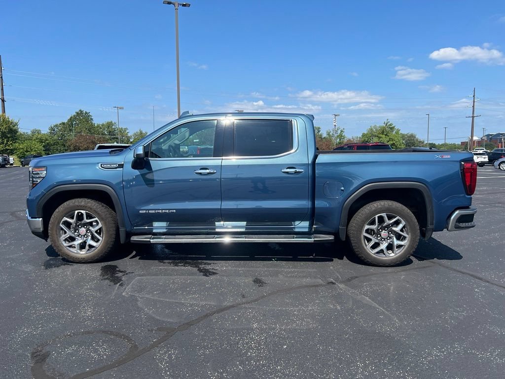 Used 2024 GMC Sierra 1500 SLT w/ SLT Premium Plus Package AWD/4WD image 3