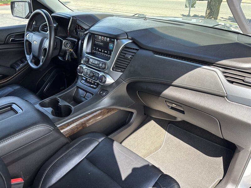 Used 2017 Chevrolet Tahoe LT AWD/4WD image 38
