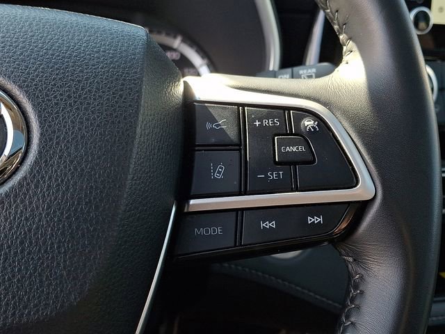 Used 2024 Toyota Highlander XLE image 23