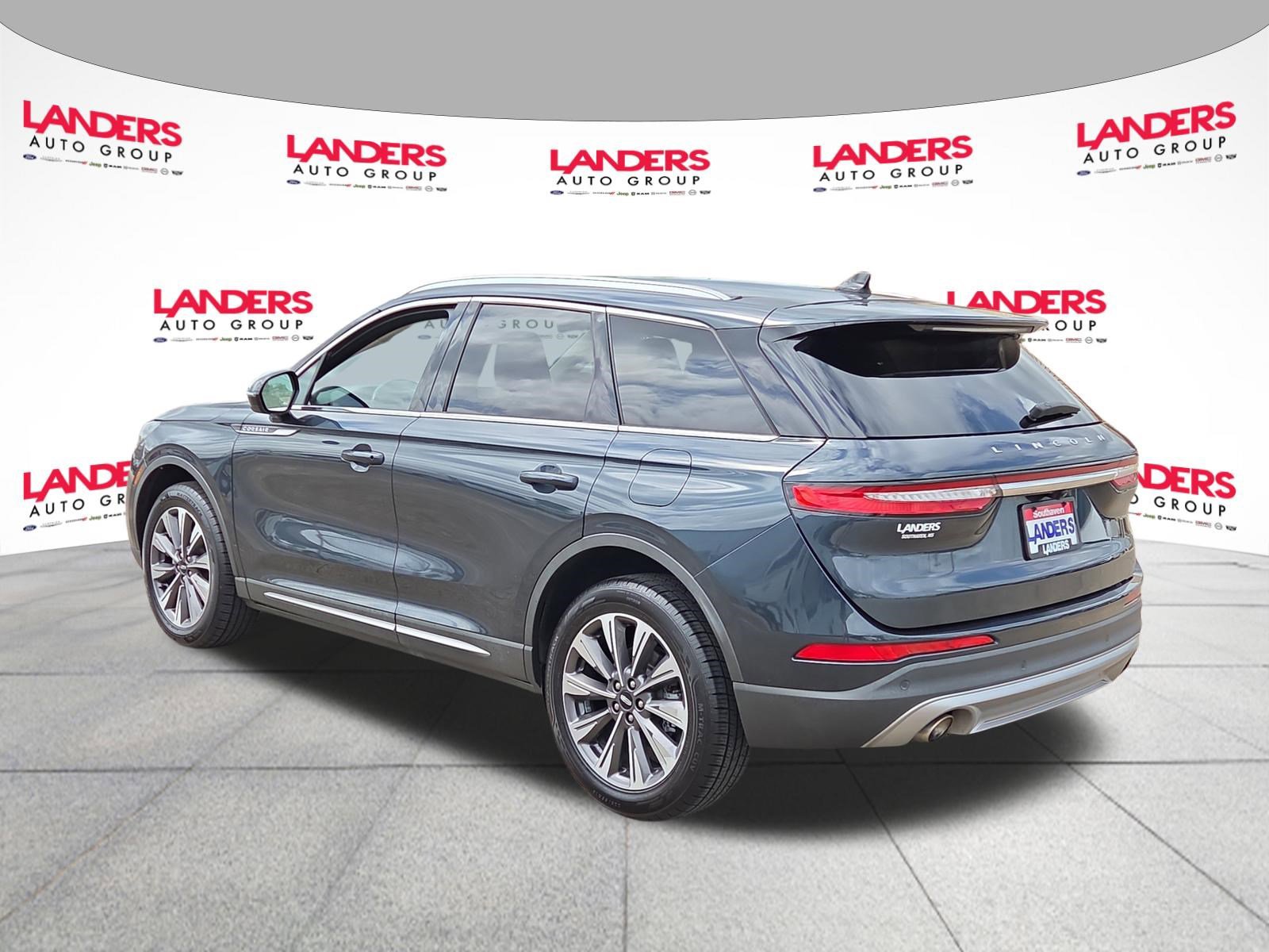 Used 2022 Lincoln Corsair Reserve FWD image 5