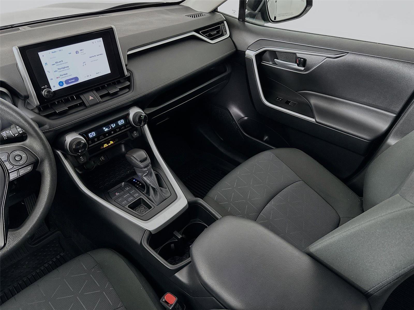 Certified 2025 Toyota RAV4 XLE AWD/4WD image 23
