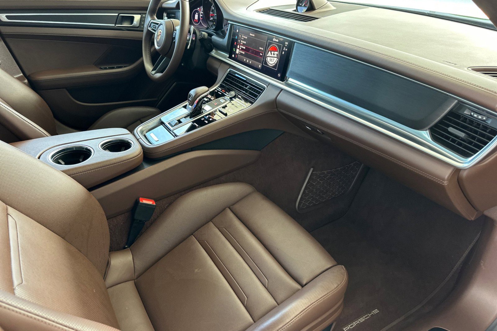 Certified 2023 Porsche Panamera Platinum Edition image 16