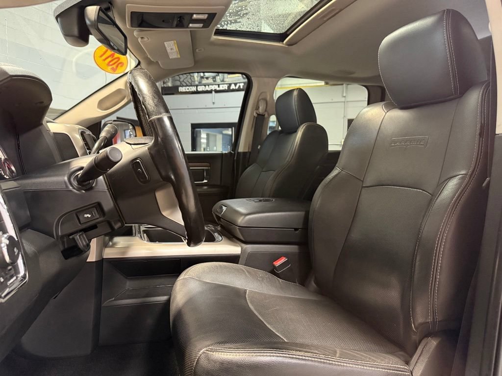 Used 2017 RAM 2500 Laramie w/ Sport Appearance Group AWD/4WD image 10