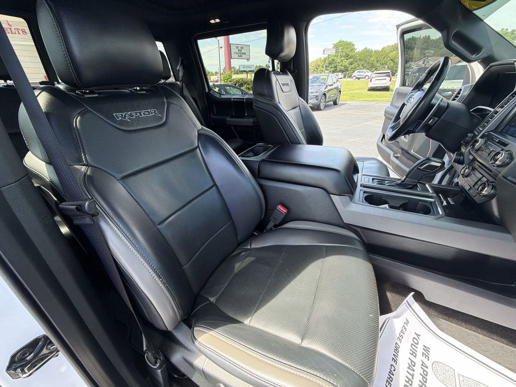 Used 2017 Ford F150 Raptor w/ Equipment Group 802A Luxury AWD/4WD image 32