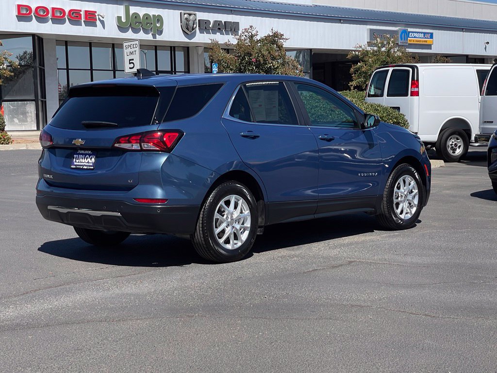 Used 2024 Chevrolet Equinox LT FWD image 4