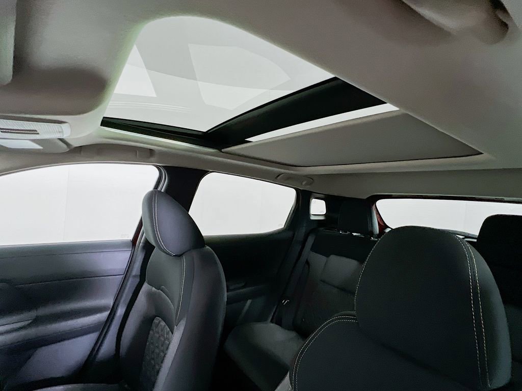 New 2026 Nissan Kicks SV image 17