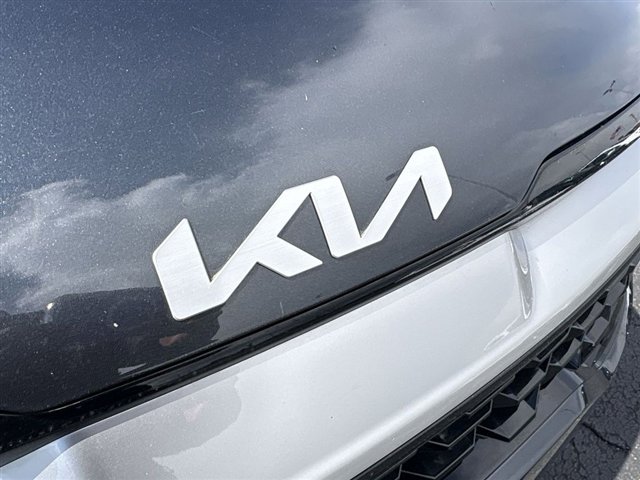 Used 2024 Kia Sportage EX image 30