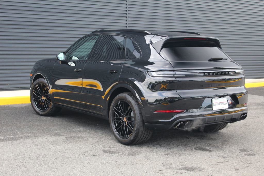 New 2026 Porsche Cayenne image 3