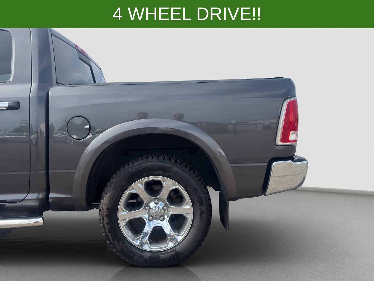 Used 2017 RAM 1500 Laramie w/ Convenience Group AWD/4WD image 22