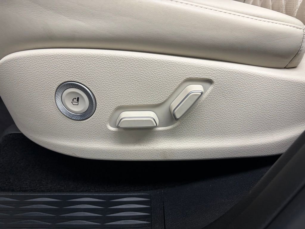 Used 2023 Genesis GV80 3.5T Prestige w/ Prestige Package image 37