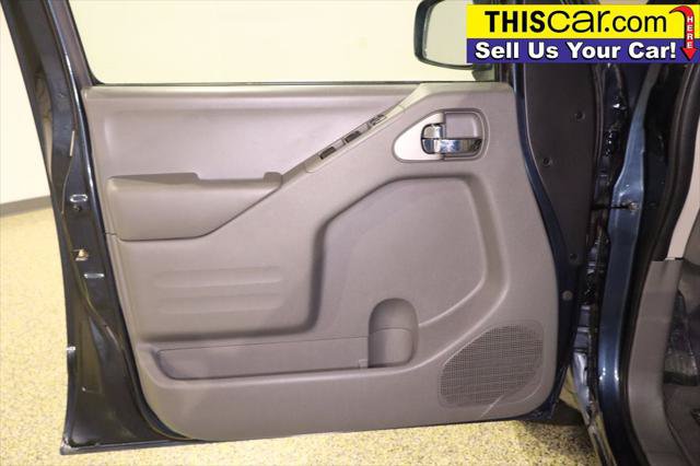 Used 2016 Nissan Frontier SV RWD image 27