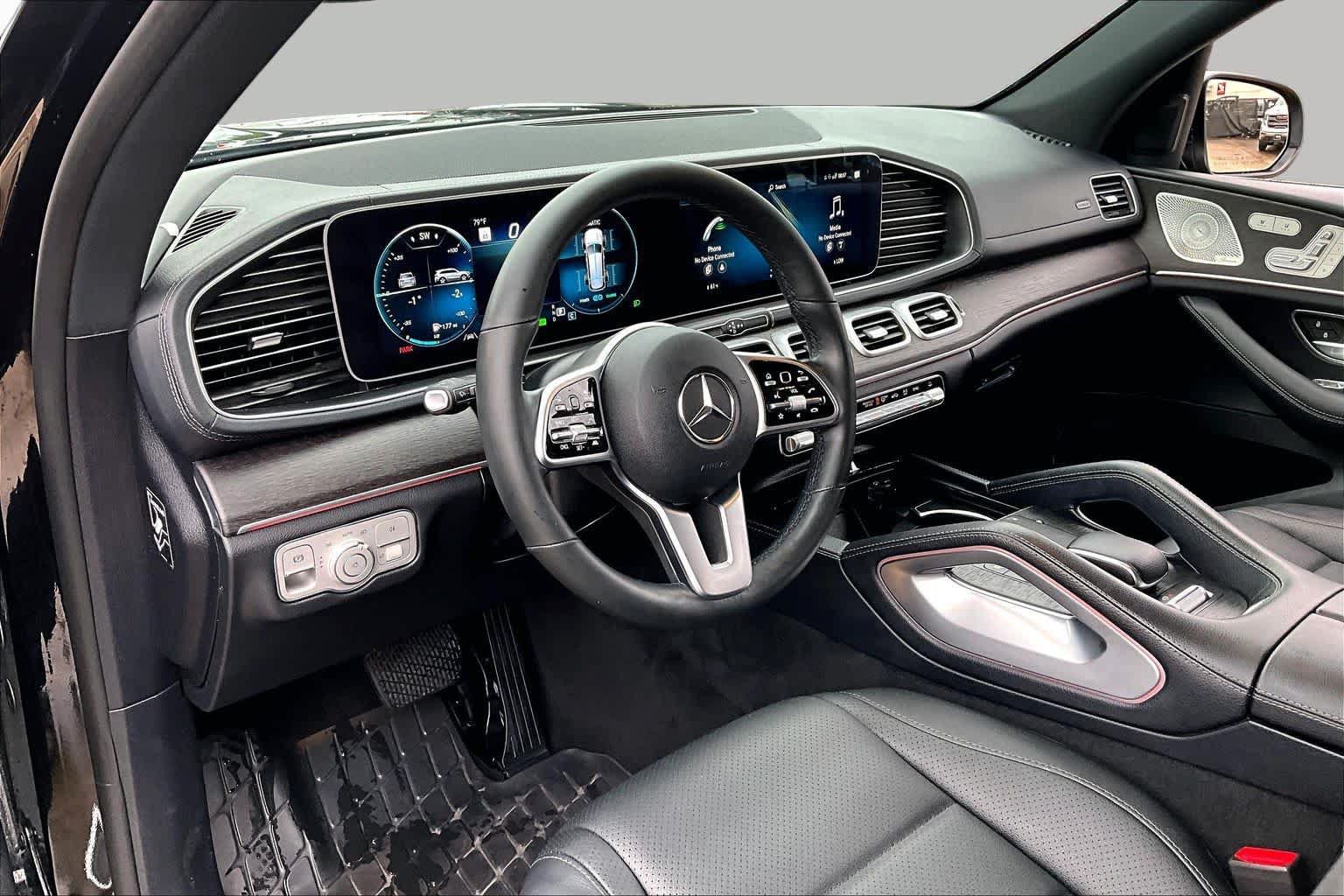 Used 2022 Mercedes-Benz GLS 450 4MATIC image 18