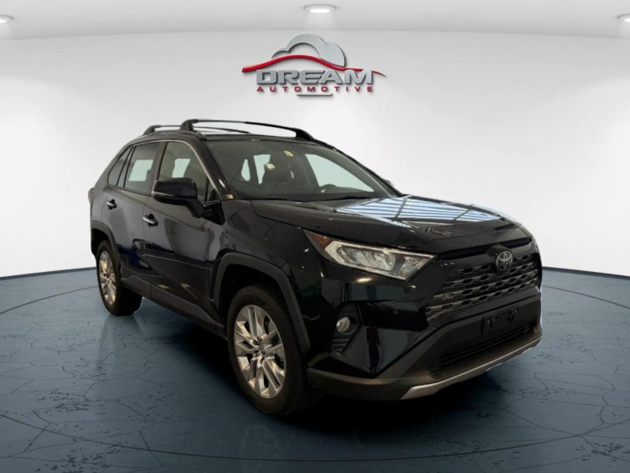 Used 2019 Toyota RAV4 Limited w/ Cold Weather Package AWD/4WD image 1