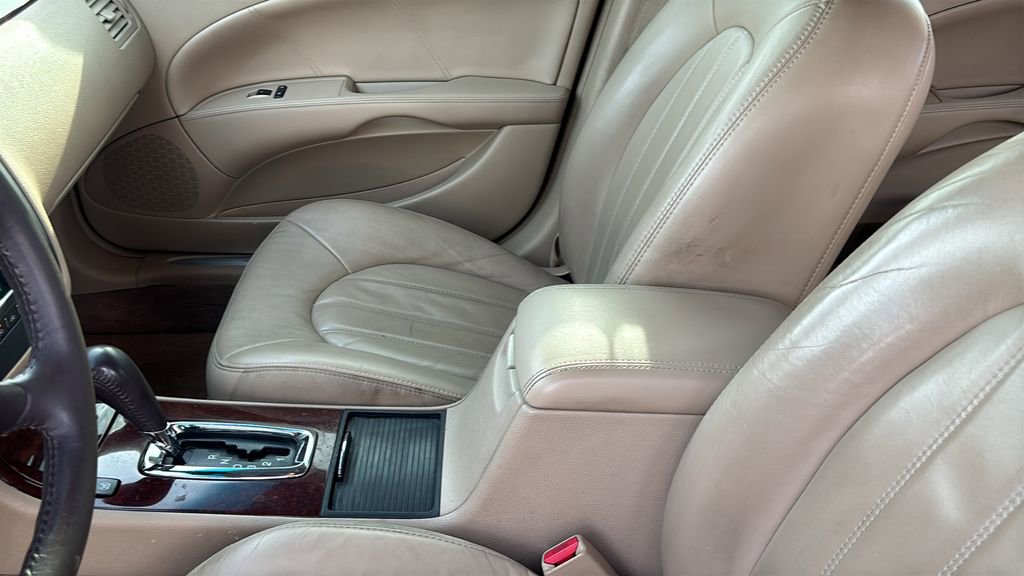 Used 2008 Buick Lucerne CXL w/ Driver Confidence Package image 23