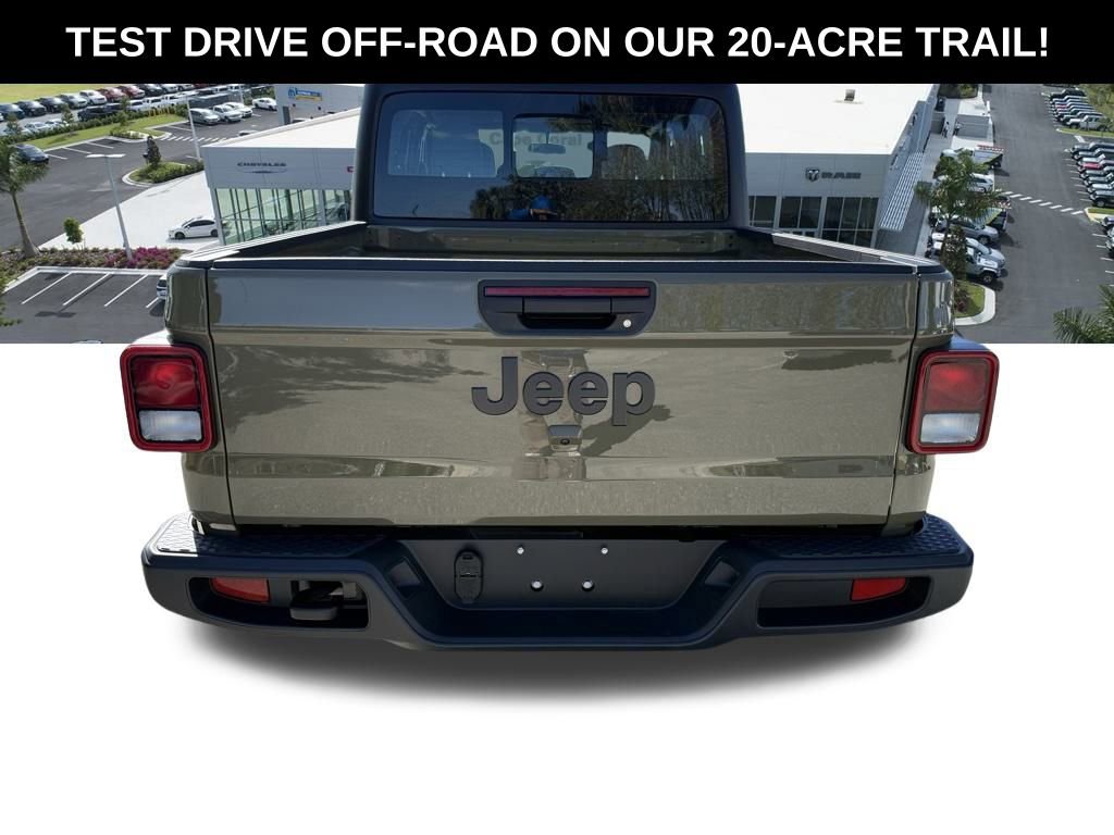New 2026 Jeep Gladiator Sport image 5